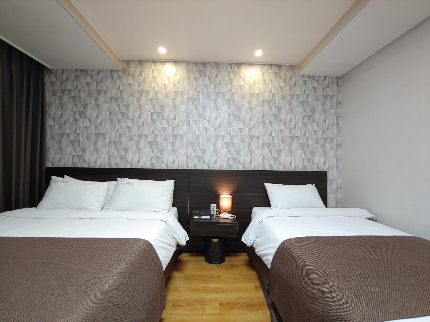 Jeju Lavender Hotel Seogwipo Exterior photo